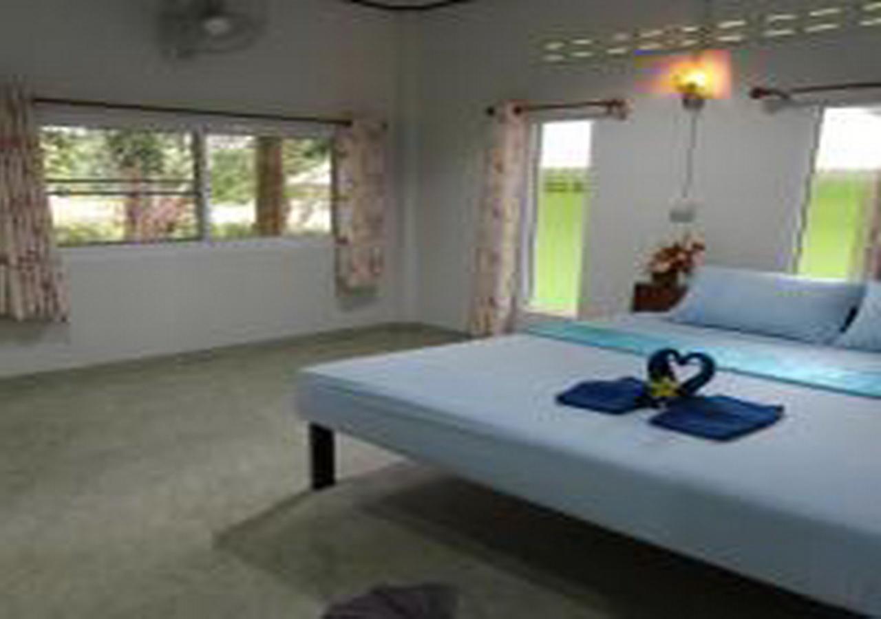Koh Phayam Greentawan Resort Bagian luar foto