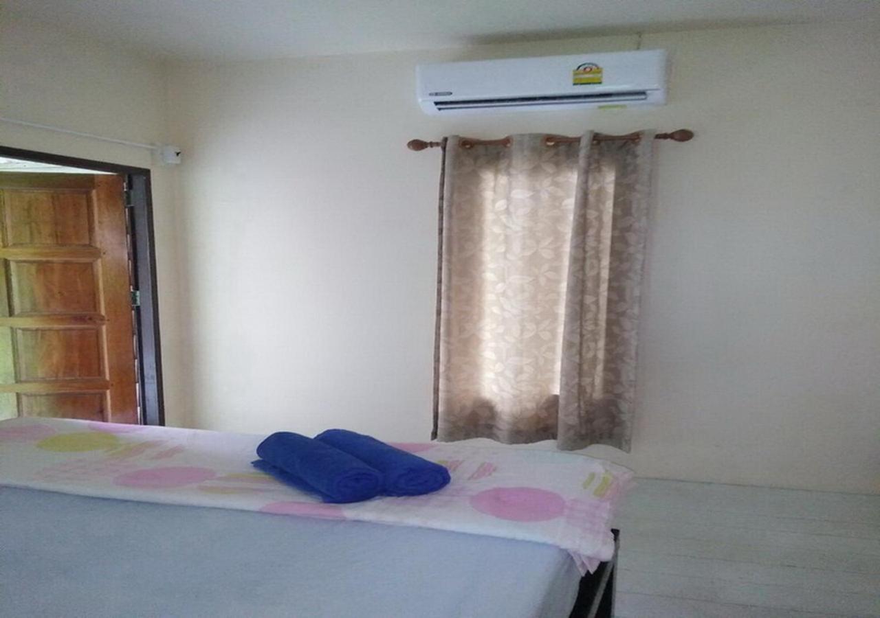 Koh Phayam Greentawan Resort Bagian luar foto